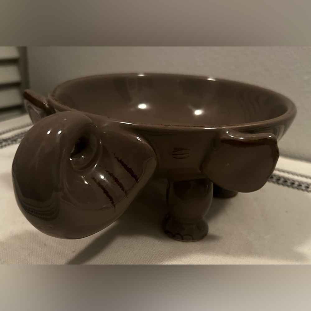 Home Essentials Elephant serving dish/ candle holder - Picture 9 of 14